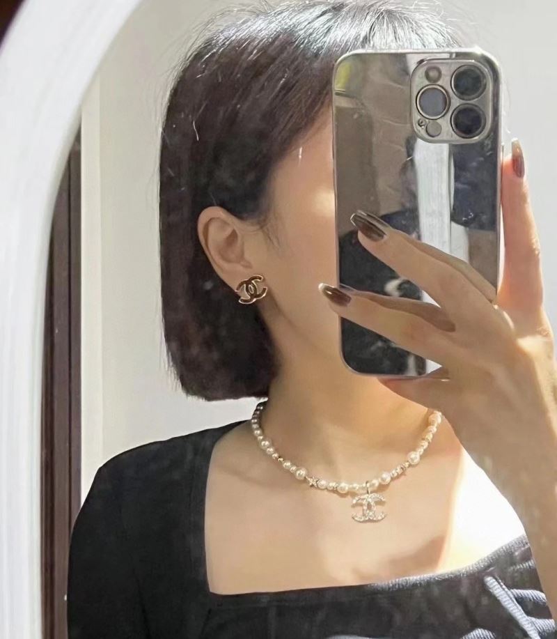 Ch**el necklaces
